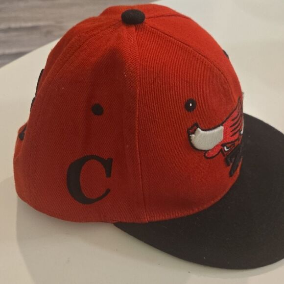 Red and Black Cap - Picture 2 of 6